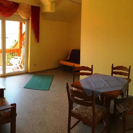 Penzion Haus Claudia 3*