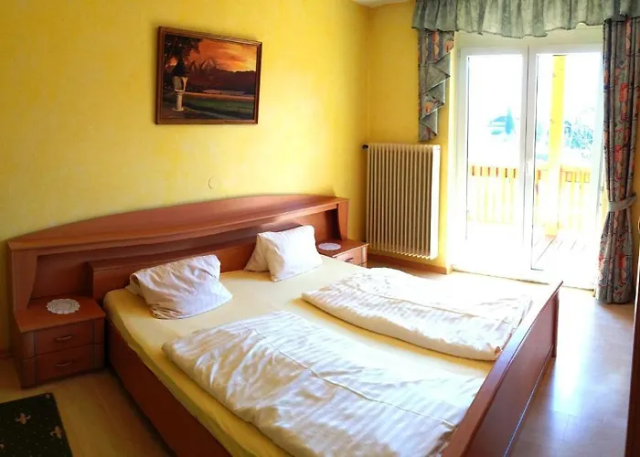 Haus Claudia Guest house 3*